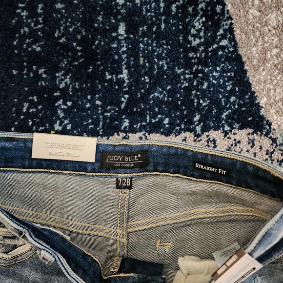 Judy Blue Women's Adrian Size 7/28 High Waisted Straight Leg Jeans Distressed - Picture 6 of 8